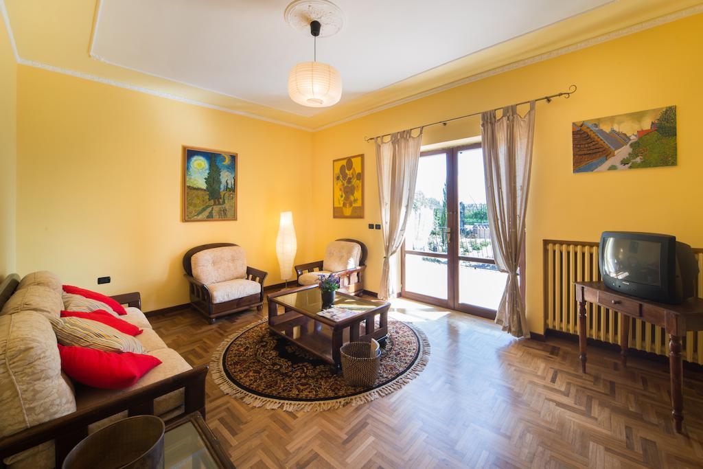 Villa Casina Pian Di Monetto Montefiascone Habitación foto